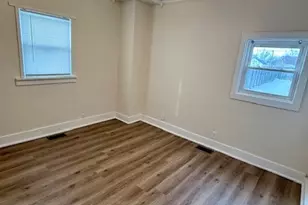 1866 Maiden Ln, Springfield, OH 45504 - Photo 5