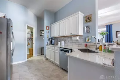 1330 Yankee Vineyards, Dayton, OH 45458 - Photo 11