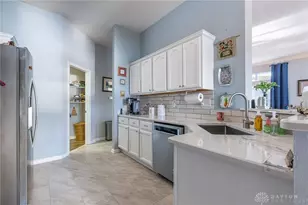 1330 Yankee Vineyards, Dayton, OH 45458 - Photo 11