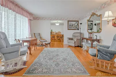 1521 Erika Drive, Springfield, OH 45503 - Photo 7