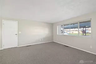 4792 Loxley Dr, Dayton, OH 45439 - Photo 7