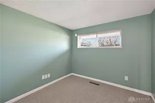 4792 Loxley Dr, Dayton, OH 45439 - Photo 17