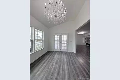 8127 Bushclover Drive, Tipp City, OH 45371 - Photo 21