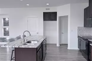 8127 Bushclover Dr, Tipp City, OH 45371 - Photo 17