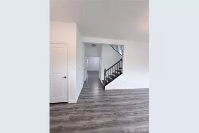 8127 Bushclover Drive, Tipp City, OH 45371 - Photo 5