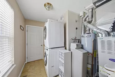 922 E High Street, Eaton, OH 45320 - Photo 21