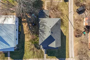 131 W South St, Hillsboro, OH 45133 - Photo 5