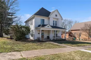 131 W South St, Hillsboro, OH 45133 - Photo 3