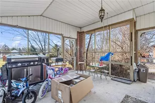 131 W South St, Hillsboro, OH 45133 - Photo 21