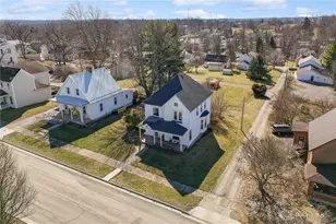 131 W South St, Hillsboro, OH 45133 - Photo 35