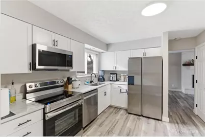 6419 Clematis Drive, Dayton, OH 45449 - Photo 11