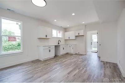 4253 Pleasant View Avenue, Dayton, OH 45420 - Photo 9