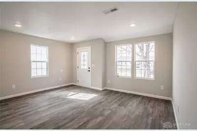 752 Cleverly Road, Dayton, OH 45417 - Photo 5