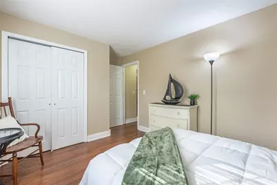 2421 W Alex Bell Road, Dayton, OH 45459 - Photo 11