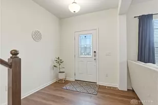 535 Carleton Dr, Sugarcreek Twp, OH 45440 - Photo 3