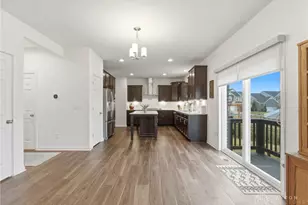 535 Carleton Dr, Sugarcreek Twp, OH 45440 - Photo 15