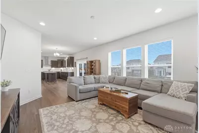 535 Carleton Drive, Sugarcreek Twp, OH 45440 - Photo 17