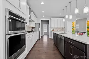 10126 Kindle Dr, Dayton, OH 45458 - Photo 21