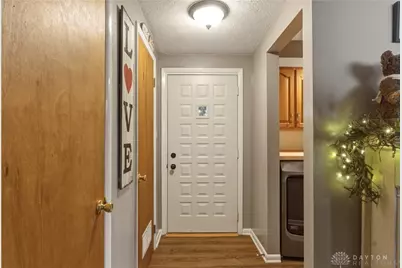 1408 Mapleridge Drive, Fairborn, OH 45324 - Photo 3