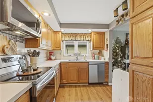 1408 Mapleridge Dr, Fairborn, OH 45324 - Photo 7