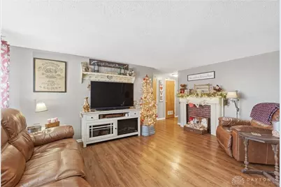 1408 Mapleridge Drive, Fairborn, OH 45324 - Photo 5