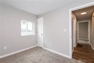 218 Smith St, Dayton, OH 45417 - Photo 15