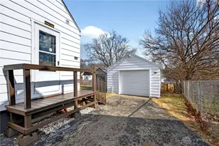 715 Kirk Lynne St, Dayton, OH 45403 - Photo 35