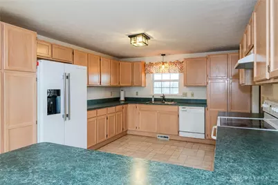 929 N Tecumseh Road, Springfield, OH 45504 - Photo 13