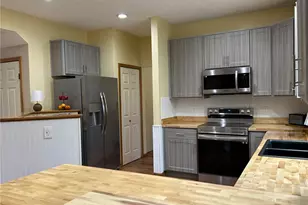 1399 Heritage Trace Ct, Bellbrook, OH 45305 - Photo 3