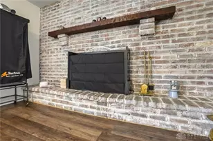 6296 Blossom Park Dr, Dayton, OH 45449 - Photo 9