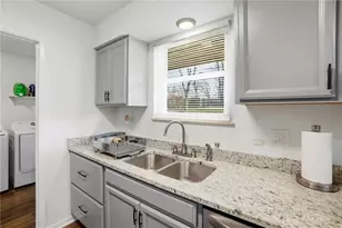 6296 Blossom Park Dr, Dayton, OH 45449 - Photo 13