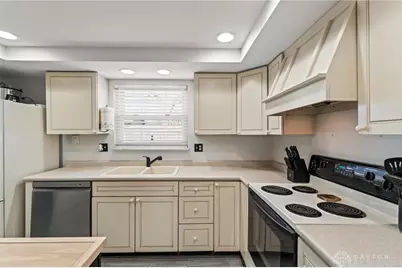 5917 Longford Road, Huber Heights, OH 45424 - Photo 17