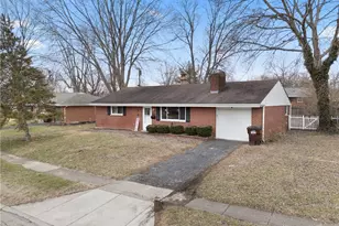 2267 Yorkshire Pl, Kettering, OH 45419 - Photo 3