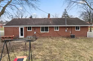 2267 Yorkshire Pl, Kettering, OH 45419 - Photo 7