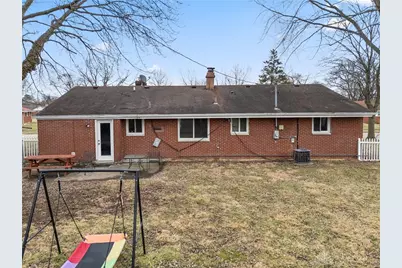 2267 Yorkshire Place, Kettering, OH 45419 - Photo 7