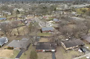 2267 Yorkshire Pl, Kettering, OH 45419 - Photo 5