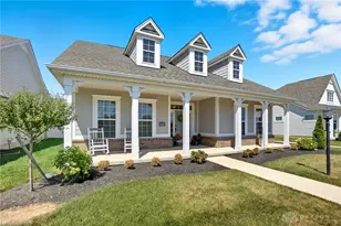 4049 Pepperwell Cir, Sugarcreek Twp, OH 45440 - Photo 3