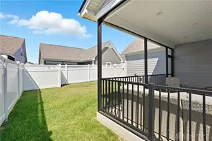 4049 Pepperwell Cir, Sugarcreek Twp, OH 45440 - Photo 35