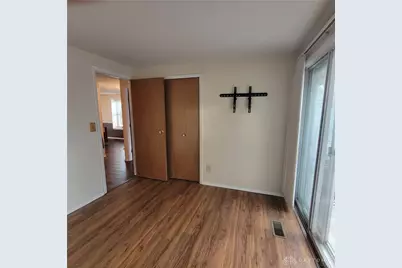 5886 Troy Villa Boulevard, Dayton, OH 45424 - Photo 11