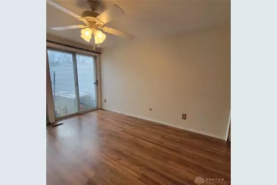 5886 Troy Villa Boulevard, Dayton, OH 45424 - Photo 3