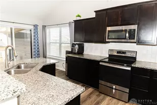 8127 Cherry Birch Dr, Tipp City, OH 45371 - Photo 5