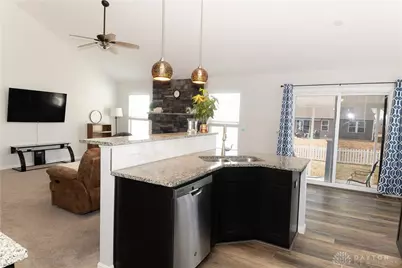 8127 Cherry Birch Drive, Tipp City, OH 45371 - Photo 7