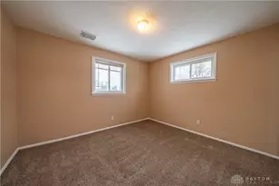 16 Hillgard St, Dayton, OH 45426 - Photo 15