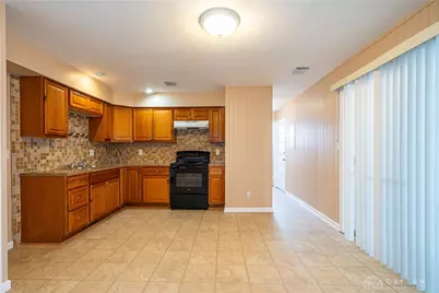 16 Hillgard Street, Dayton, OH 45426 - Photo 9