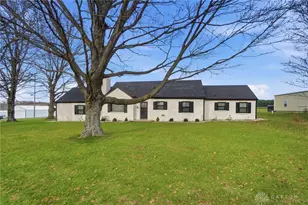 318 E Central Ave, Springboro, OH 45066 - Photo 1