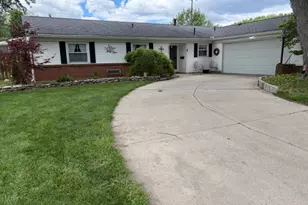 2415 Tennyson Dr, Bellbrook, OH 45305 - Photo 1
