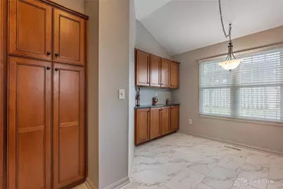 1160 Smugglers Way, Centerville, OH 45459 - Photo 11