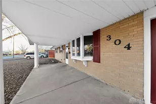 304 Applegate Rd, Englewood, OH 45322 - Photo 7