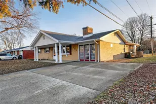 304 Applegate Rd, Englewood, OH 45322 - Photo 3