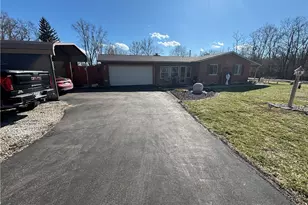 324 Crestway Rd, Clayton, OH 45315 - Photo 1